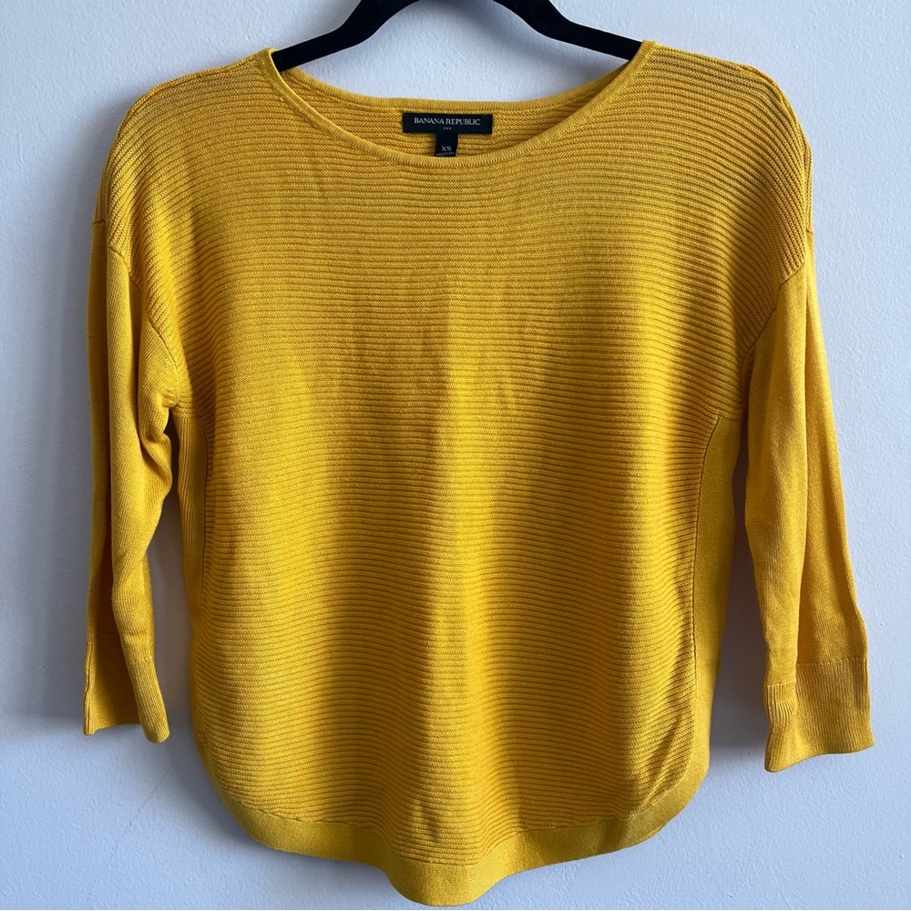 Banana Republic Yellow Women's Sweater